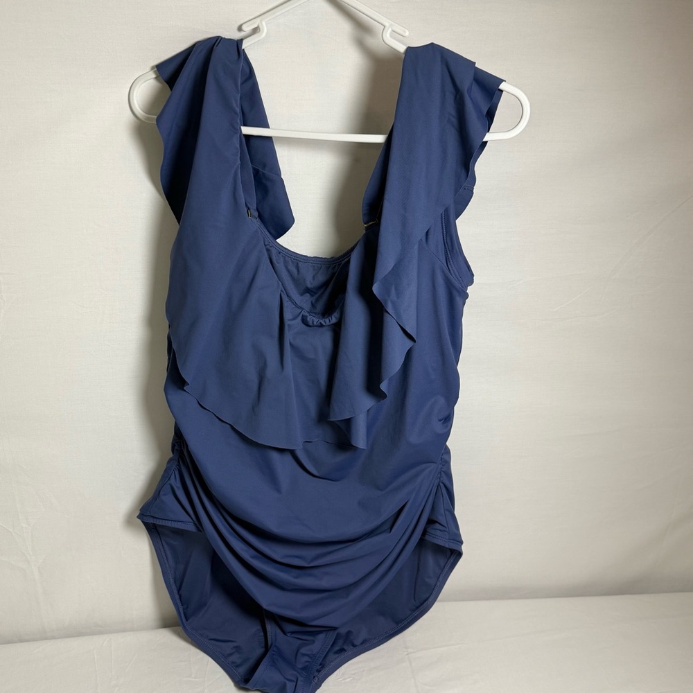 La Blanca Island Goddess Off Shoulder Ruffle One Piece Swimsuit Indigo 20W New - Picture 14 of 14